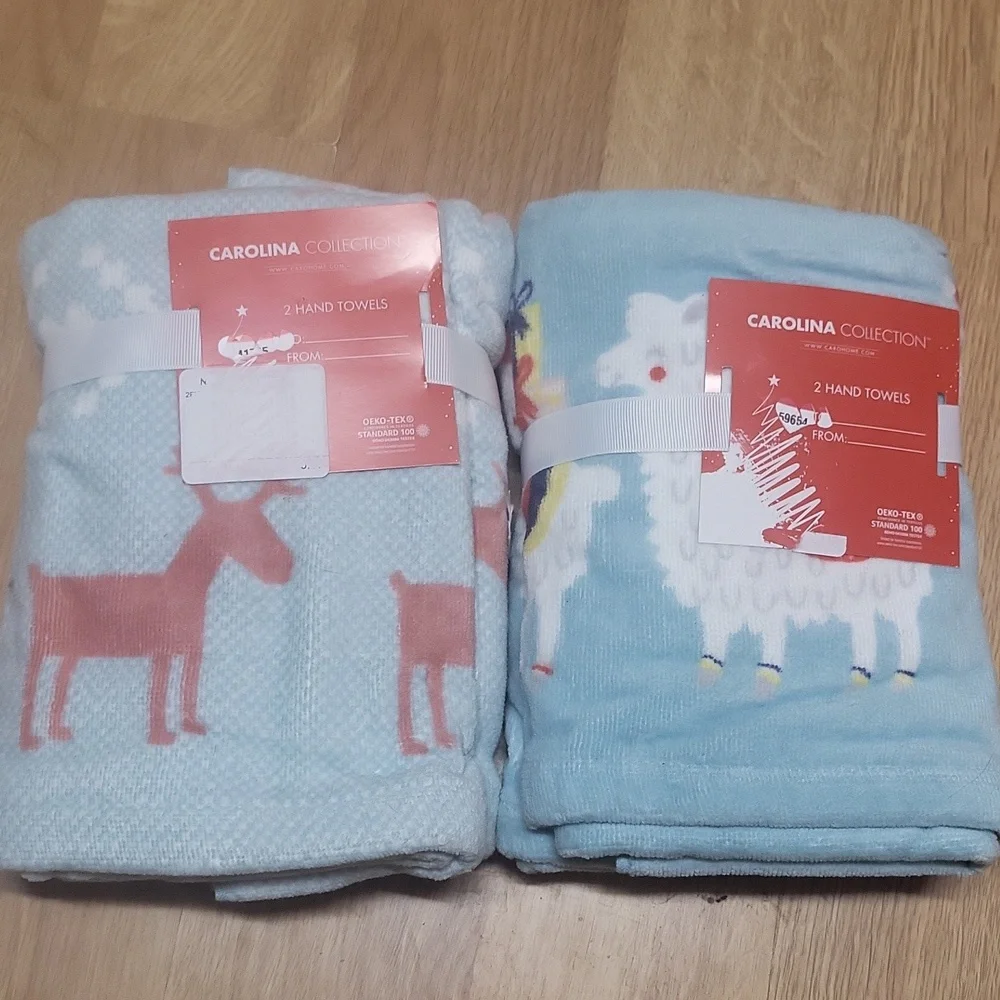 New Carolina Collection 2 sets  hand towels 4 in total Lama and reindeer